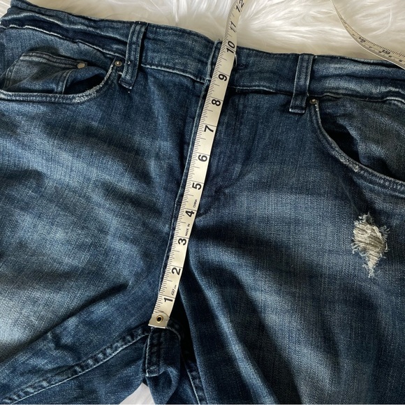 &Denim by H&M Skinny Regular Waist Dark Wash Lightly Distressed Stretch Jeans 18 - Picture 14 of 16